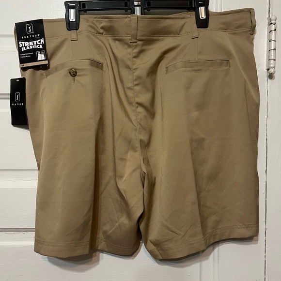 Men’s golf shorts - Picture 2 of 2